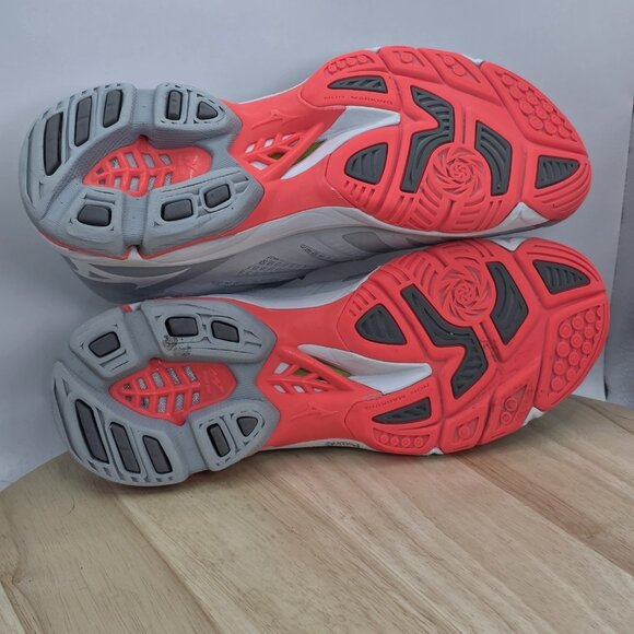 Mizuno Wave Lighting Z5 Women’s Volleyball Indoor Court Shoes Size 9 - Picture 8 of 9